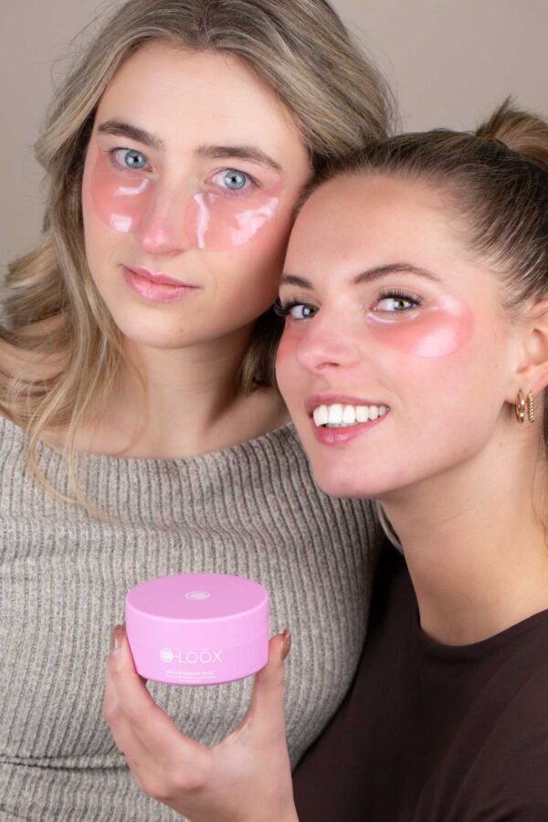 Luxe hydrogel oogpatches om gevoelige huid rondom de ogen intensief te hydrateren, te verstevigen en direct een frisse, uitgeruste uitstraling te geven. Met collageen